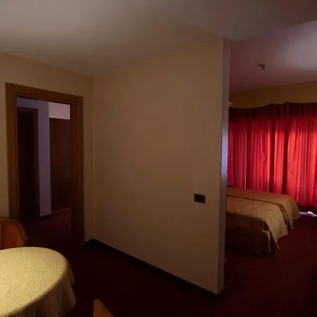Sirena E Ricevimenti Hotel Durazzano